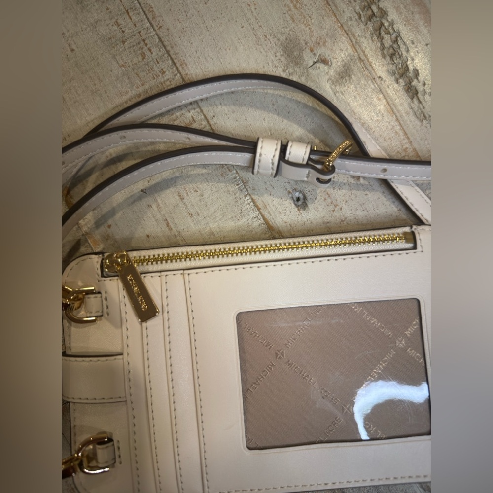 Michael Kors Jet Set Travel Crossbody | Beige MK Logo | Gold Hardware - Picture 3 of 3